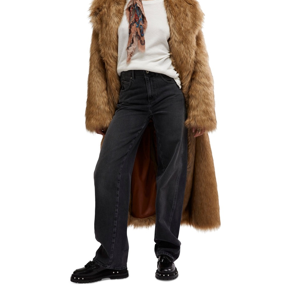 Free People‼️‼️
Women's Aster Straight-Leg Jeans